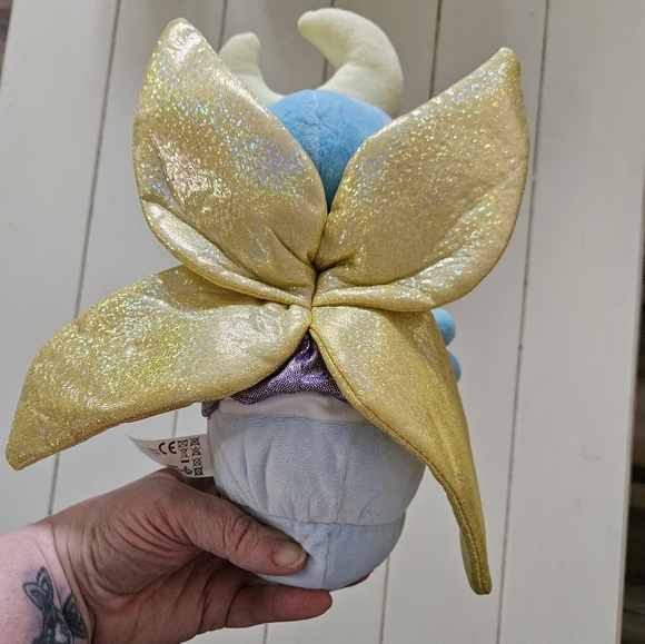 Glowies Firefly Blue and Gold Plush Toy. - Picture 6 of 6